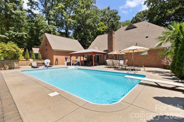623 Normandy Road, Mooresville, NC 28117