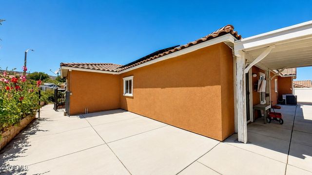 41630 Port Avenue, Palmdale, CA 93551