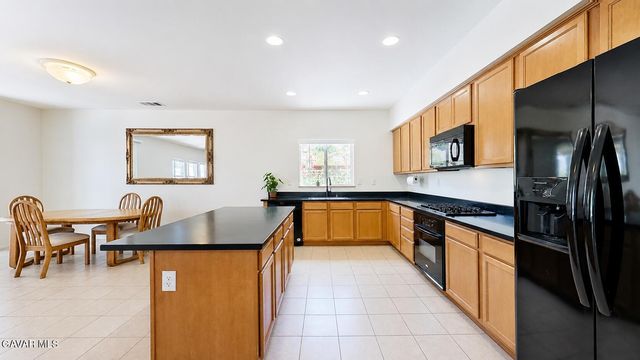 41630 Port Avenue, Palmdale, CA 93551
