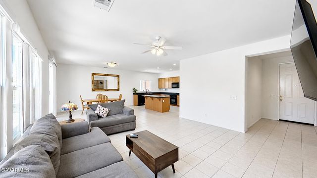 41630 Port Avenue, Palmdale, CA 93551