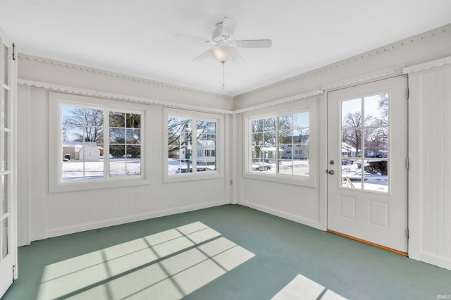 527 N State Street, Kendallville, IN 46755