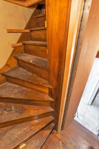 527 N State Street, Kendallville, IN 46755