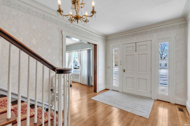 527 N State Street, Kendallville, IN 46755