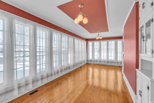 527 N State Street, Kendallville, IN 46755