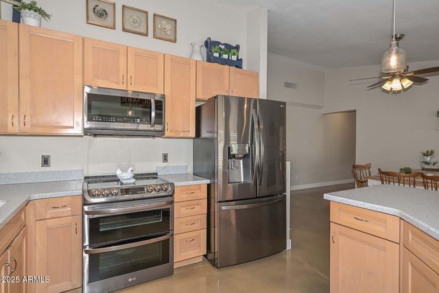 14353 N 76TH Drive, Peoria, AZ 85381