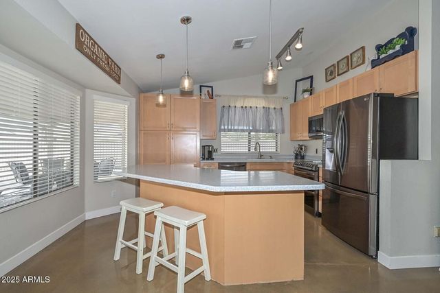 14353 N 76TH Drive, Peoria, AZ 85381