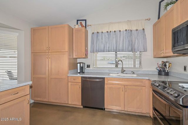 14353 N 76TH Drive, Peoria, AZ 85381