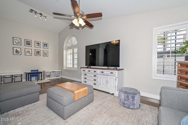 14353 N 76TH Drive, Peoria, AZ 85381