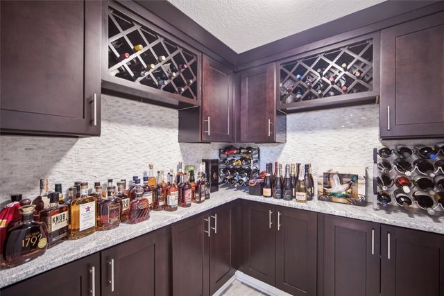 595 Whistling Court, Waukee, IA 50263