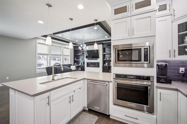 595 Whistling Court, Waukee, IA 50263