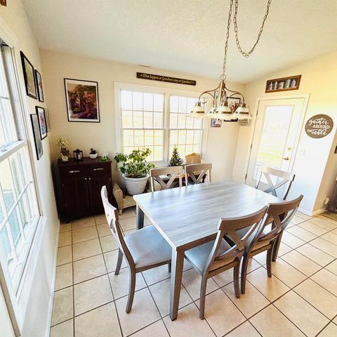 4515 Crossroads Drive, Bay City, MI 48706