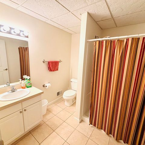 4515 Crossroads Drive, Bay City, MI 48706