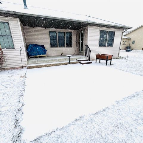 4515 Crossroads Drive, Bay City, MI 48706