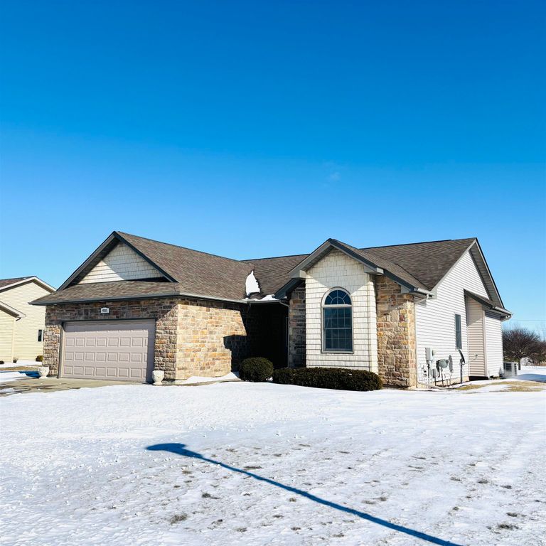 4515 Crossroads Drive, Bay City, MI 48706