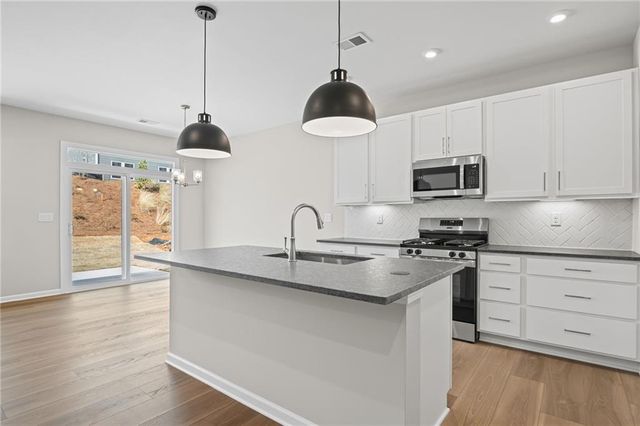 33 Parkdale Court, Dallas, GA 30157