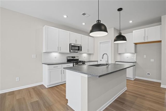 33 Parkdale Court, Dallas, GA 30157