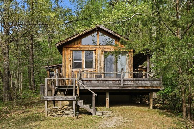 790 McSwain Branch Road, Irvine, KY 40336