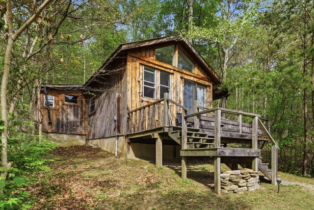 790 McSwain Branch Road, Irvine, KY 40336
