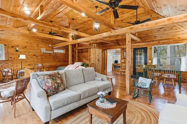 790 McSwain Branch Road, Irvine, KY 40336