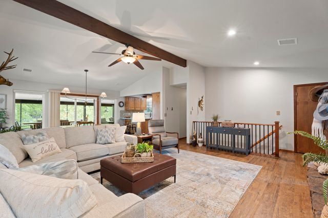 231 Anchor Road, Grove, OK 74344