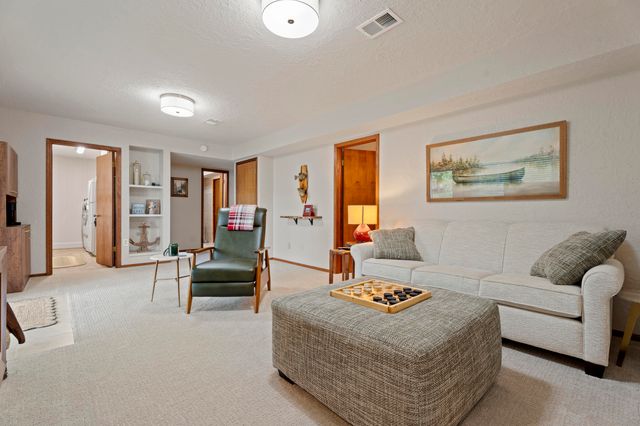 231 Anchor Road, Grove, OK 74344