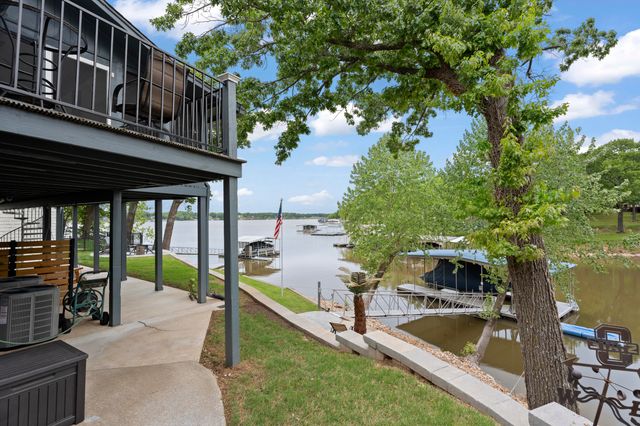 231 Anchor Road, Grove, OK 74344