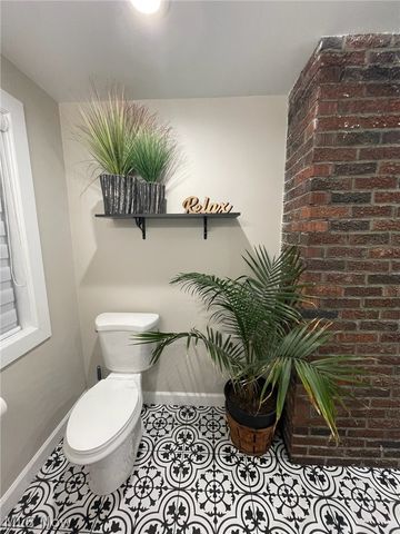 154 Bellfield Avenue, Elyria, OH 44035