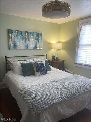 154 Bellfield Avenue, Elyria, OH 44035