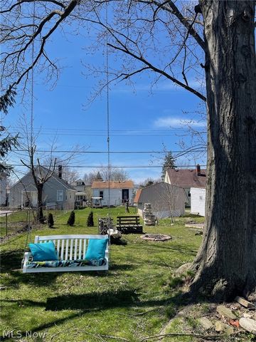 154 Bellfield Avenue, Elyria, OH 44035