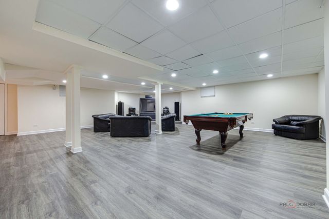 2111 Franklin Drive, Glenview, IL 60026