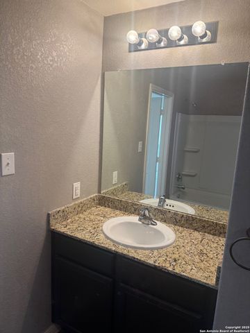 2927 Emery, San Antonio, TX 78222