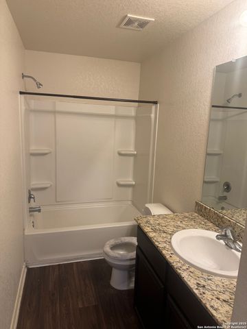 2927 Emery, San Antonio, TX 78222