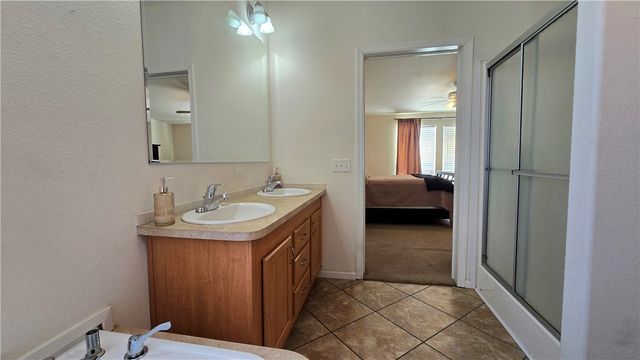 5558 E Red Barrel Road, Yucca, AZ 86438