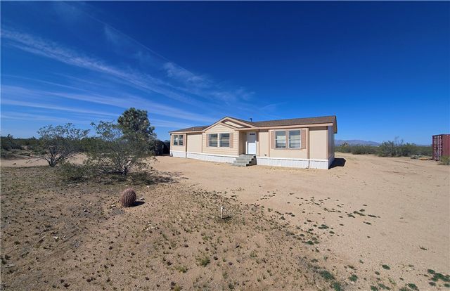 5558 E Red Barrel Road, Yucca, AZ 86438