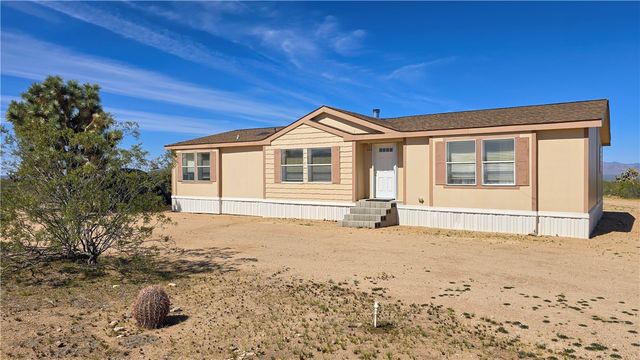 5558 E Red Barrel Road, Yucca, AZ 86438