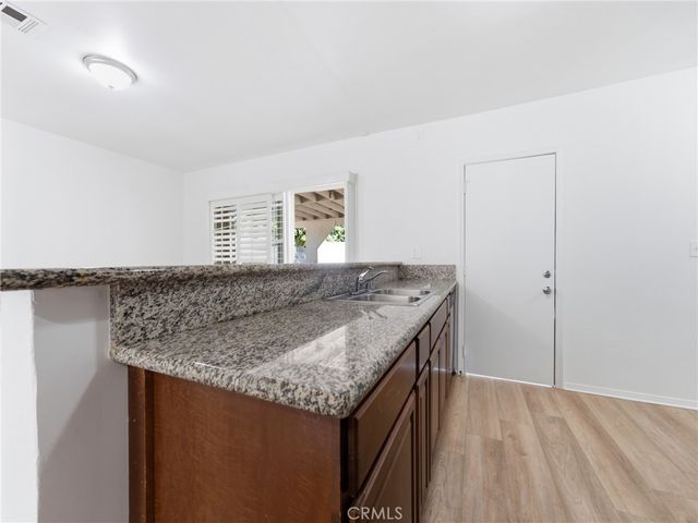 11774 Terra Bella Street, Sylmar, CA 91342