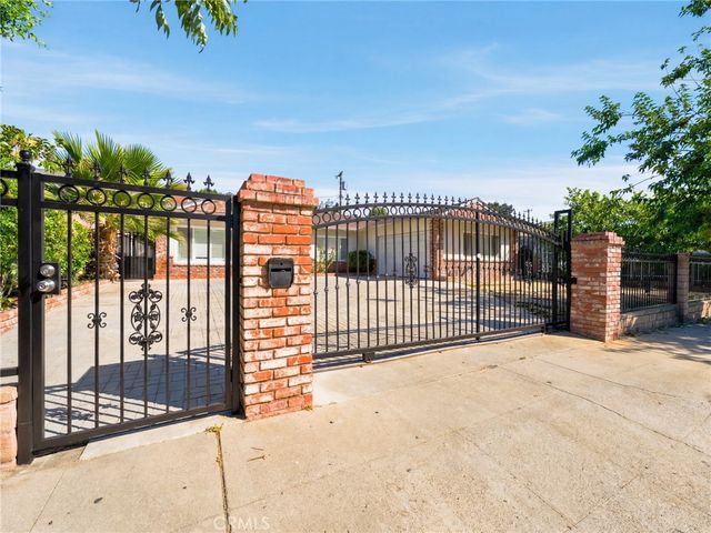 11774 Terra Bella Street, Sylmar, CA 91342