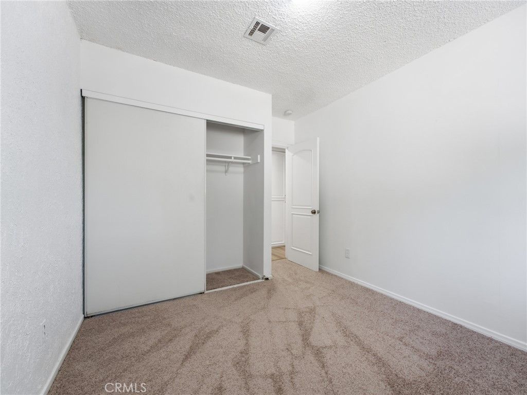 Image 22 of property listing at 11774 Terra Bella Street, Sylmar, CA 91342