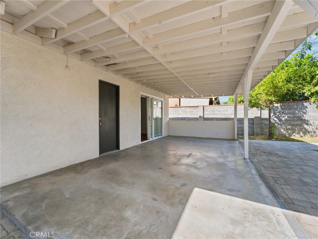 Image 25 of property listing at 11774 Terra Bella Street, Sylmar, CA 91342