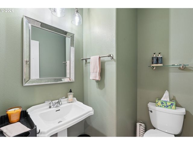 13275 Nw KEETON PARK Ln, Portland, OR 97229