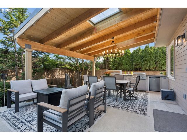 13275 Nw KEETON PARK Ln, Portland, OR 97229