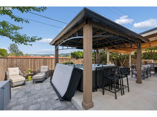 13275 Nw KEETON PARK Ln, Portland, OR 97229