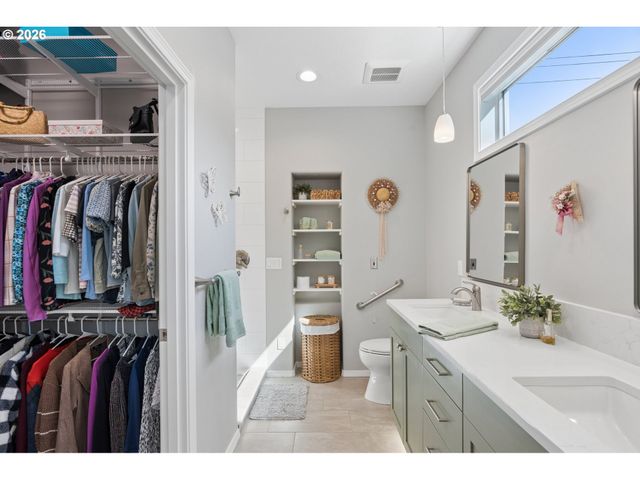 13275 Nw KEETON PARK Ln, Portland, OR 97229