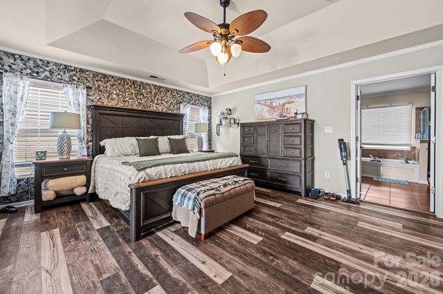 13439 Porter Creek Road, Charlotte, NC 28262