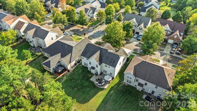 13439 Porter Creek Road, Charlotte, NC 28262