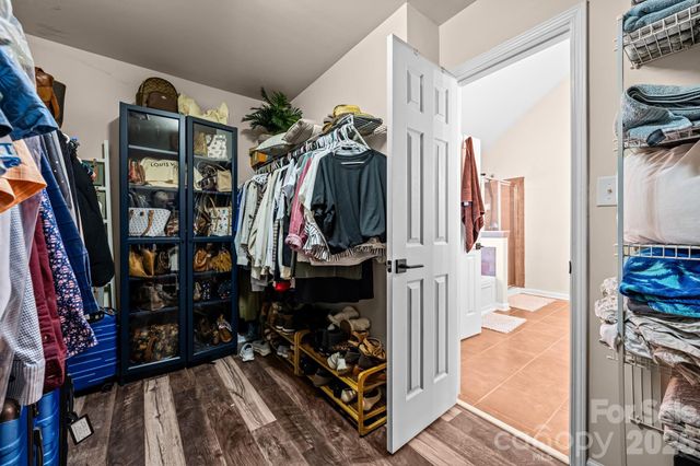 13439 Porter Creek Road, Charlotte, NC 28262