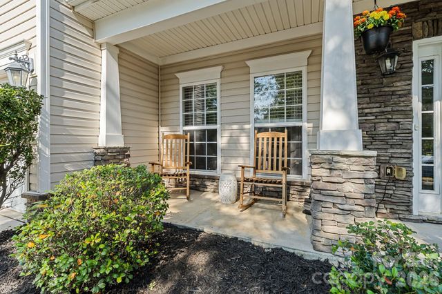 13439 Porter Creek Road, Charlotte, NC 28262