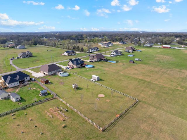 2058 Halls Mill Rd, Unionville, TN 37180