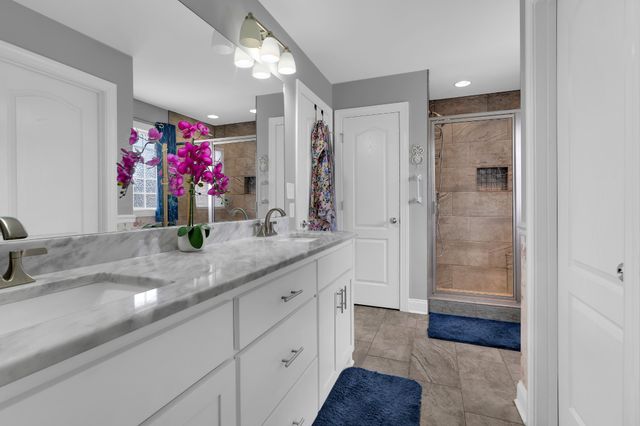 2058 Halls Mill Rd, Unionville, TN 37180