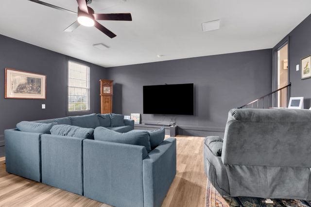 2058 Halls Mill Rd, Unionville, TN 37180